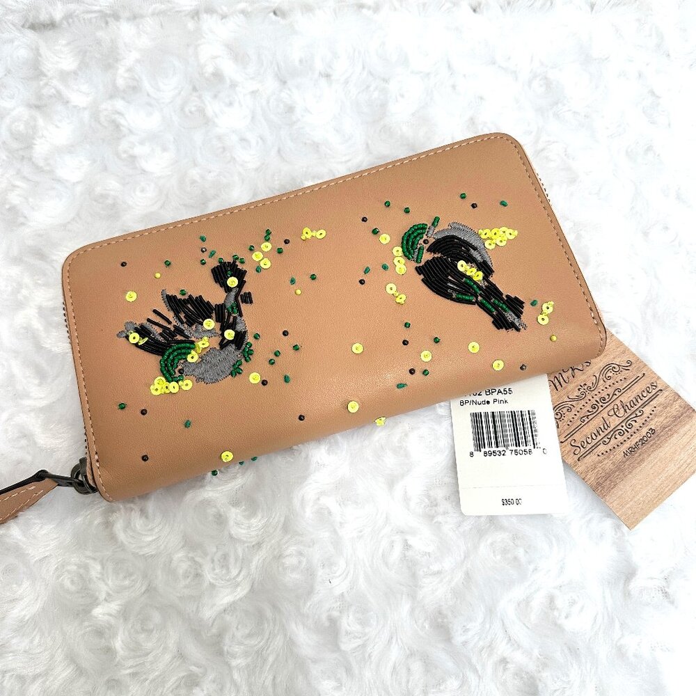 Coach Accordion Zip Women Wallet with Meadowlark 58182 - Beige Leather in EUC